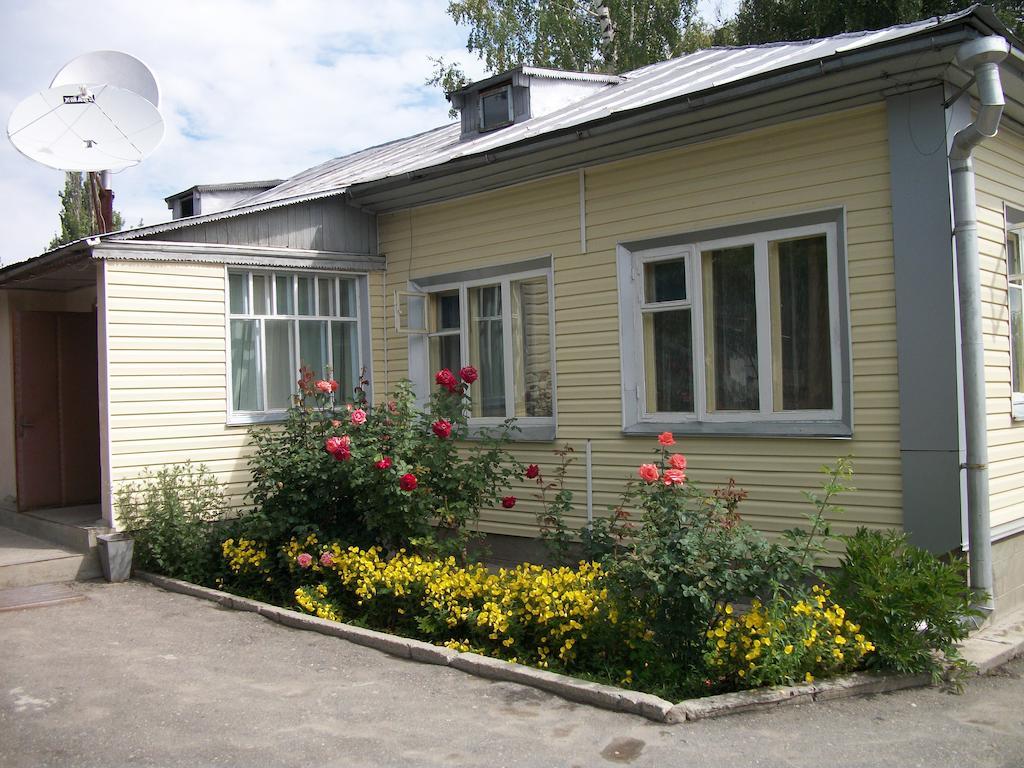 Hotel Enirest Karakoł Zewnętrze zdjęcie