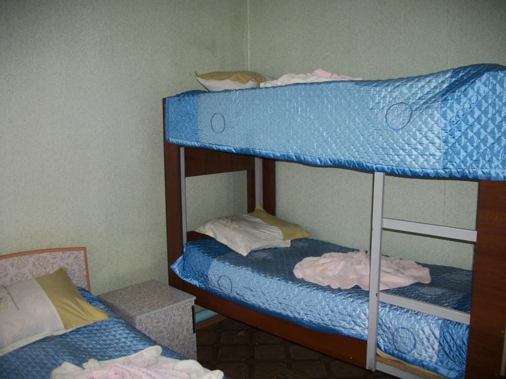 Hotel Enirest Karakoł Pokój zdjęcie