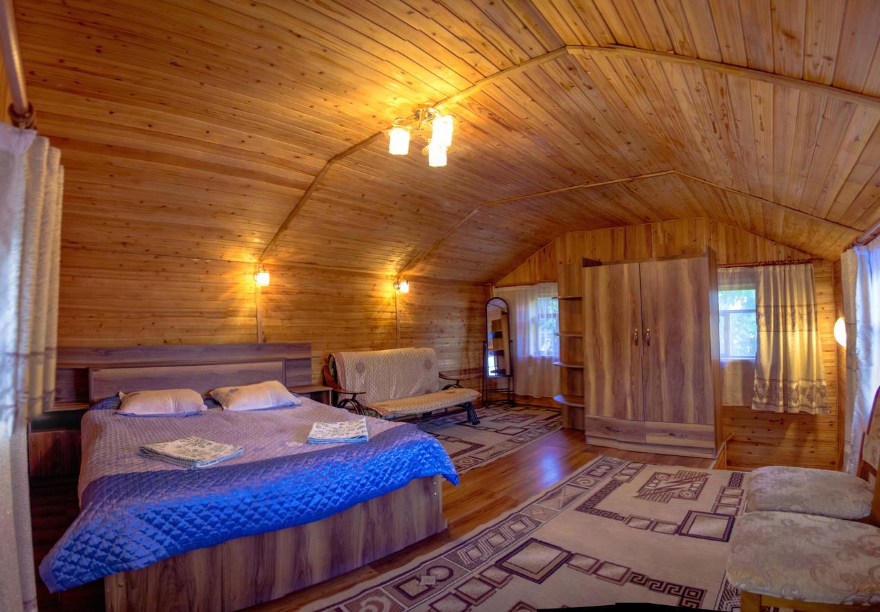 Hotel Enirest Karakoł Zewnętrze zdjęcie